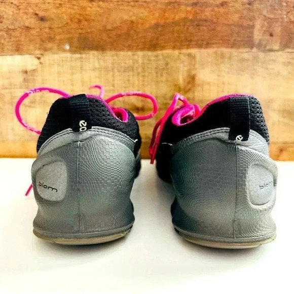Ecco Biom Train Natural Motion Breast Cancer Awareness Edition Sneakers - Picture 7 of 10